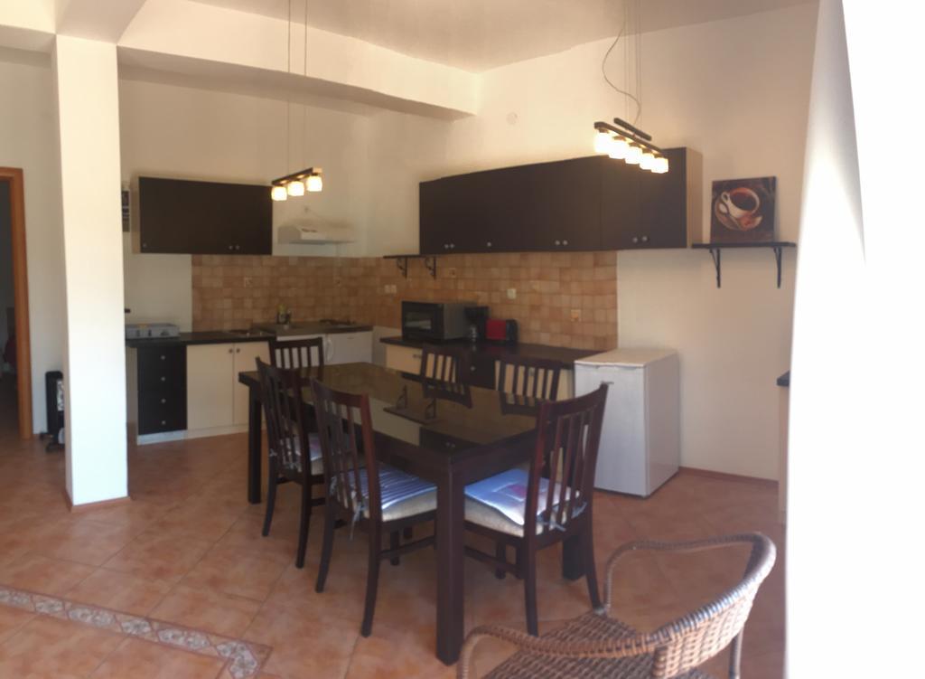 Villa Flora Опатия Екстериор снимка